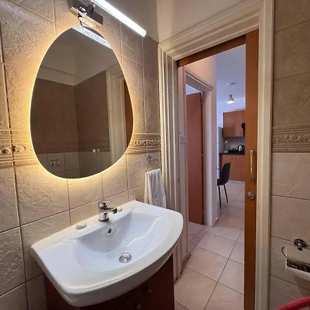 Fresh & Cozy-close To The