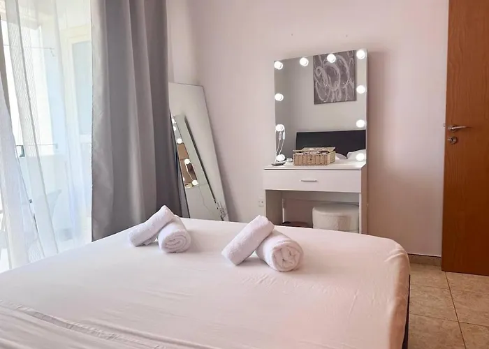 Fresh & Cozy-close To The Apartament Paralimni